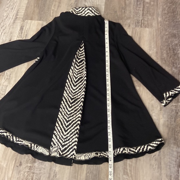 Jacket - Picture 4 of 7